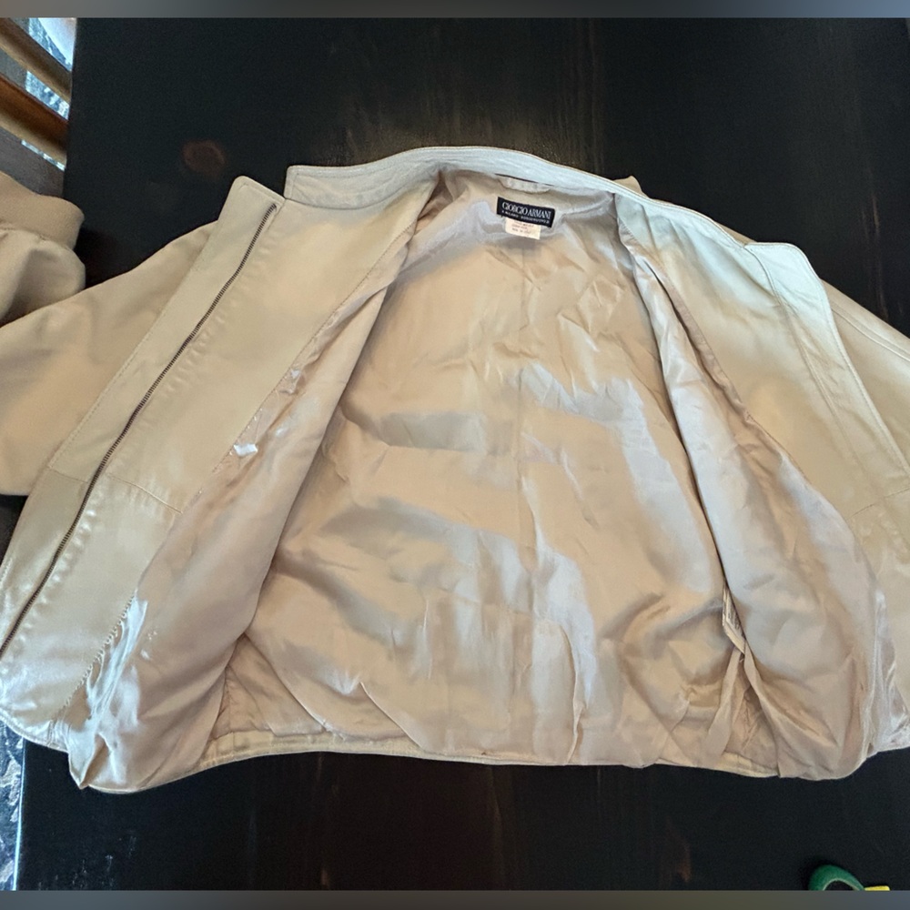 Rare Vintage Georgio Armani Designer Italian Leather Cream Jacket Sz 42 35 waist - Picture 11 of 17